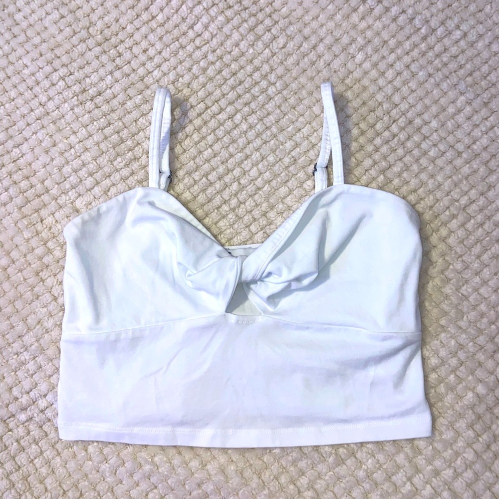 twist front tank top